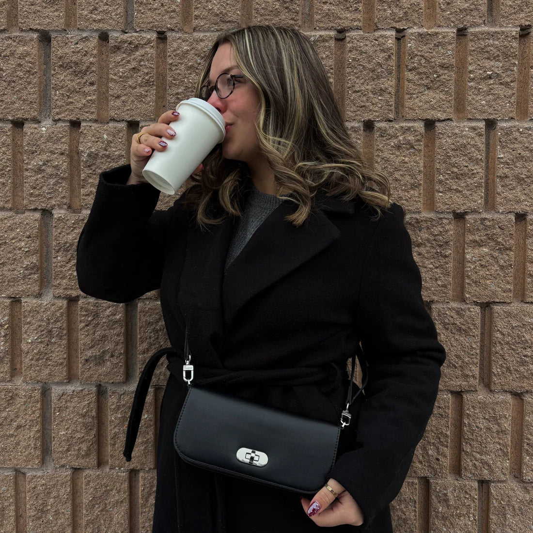 Le Dakota – Portefeuille à bandoulière 2-en-1 en cuir vegan