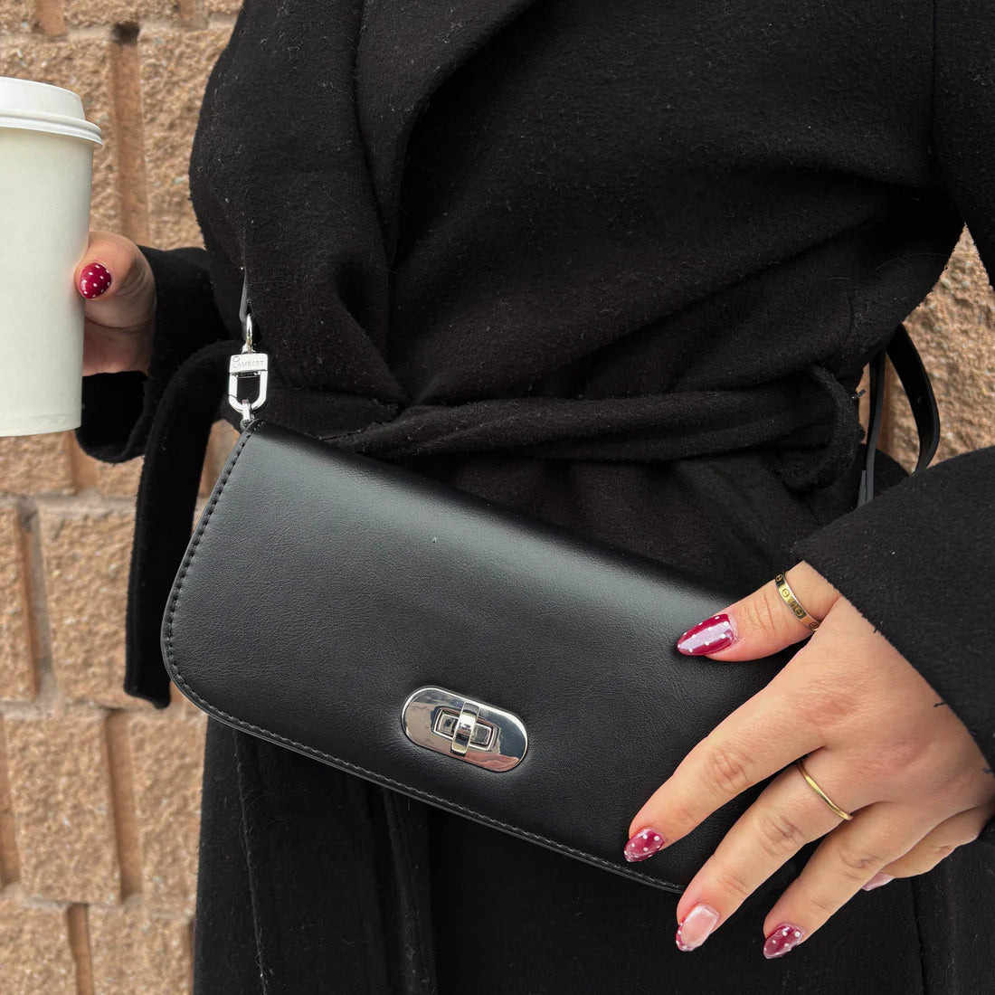 Le Dakota – Portefeuille à bandoulière 2-en-1 en cuir vegan