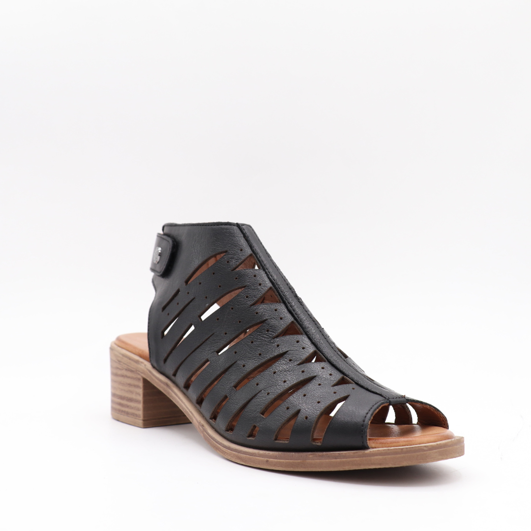 Sandale à Talon Janelle – Cuir Perforé & Confort Absolu